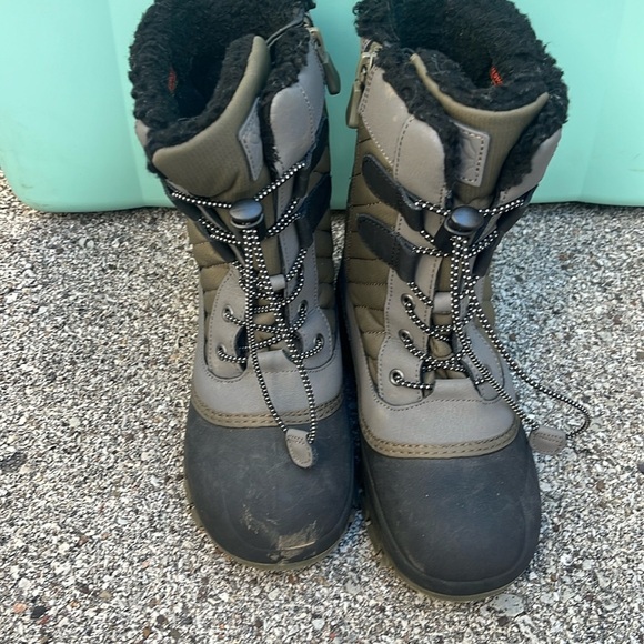 thermolite Other - Thermolite Kids Snow Boots Size 1